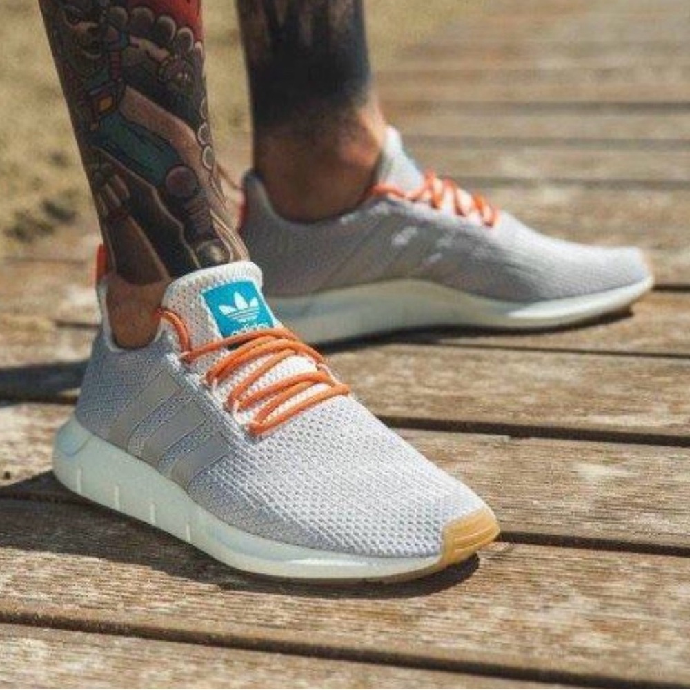 Adidas Swift Run Summer